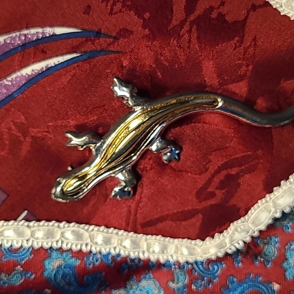 2 Handmade SILK TIE PURSES - Picture 4 of 16